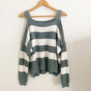 Romeo + Juliet green white stripped chunky oversized knit cold shoulder sweater